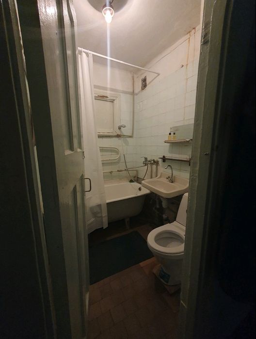 Оренда трикімнатної квартири на вулиці Пирогова