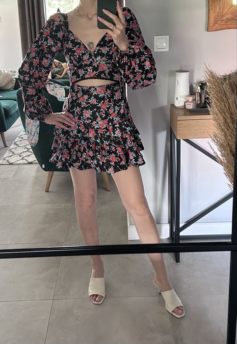 Sukienka z widkozy nowa Laurella 36