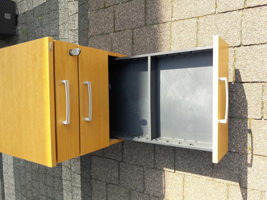 kontenerek mobilny Kinnarps szwedzki