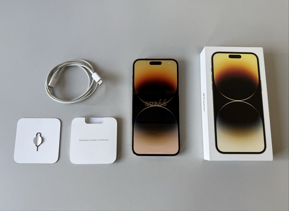 Smartfon Apple iPhone 14 Pro Max 128 GB Złoty Kondycja 84% Stan Bdb