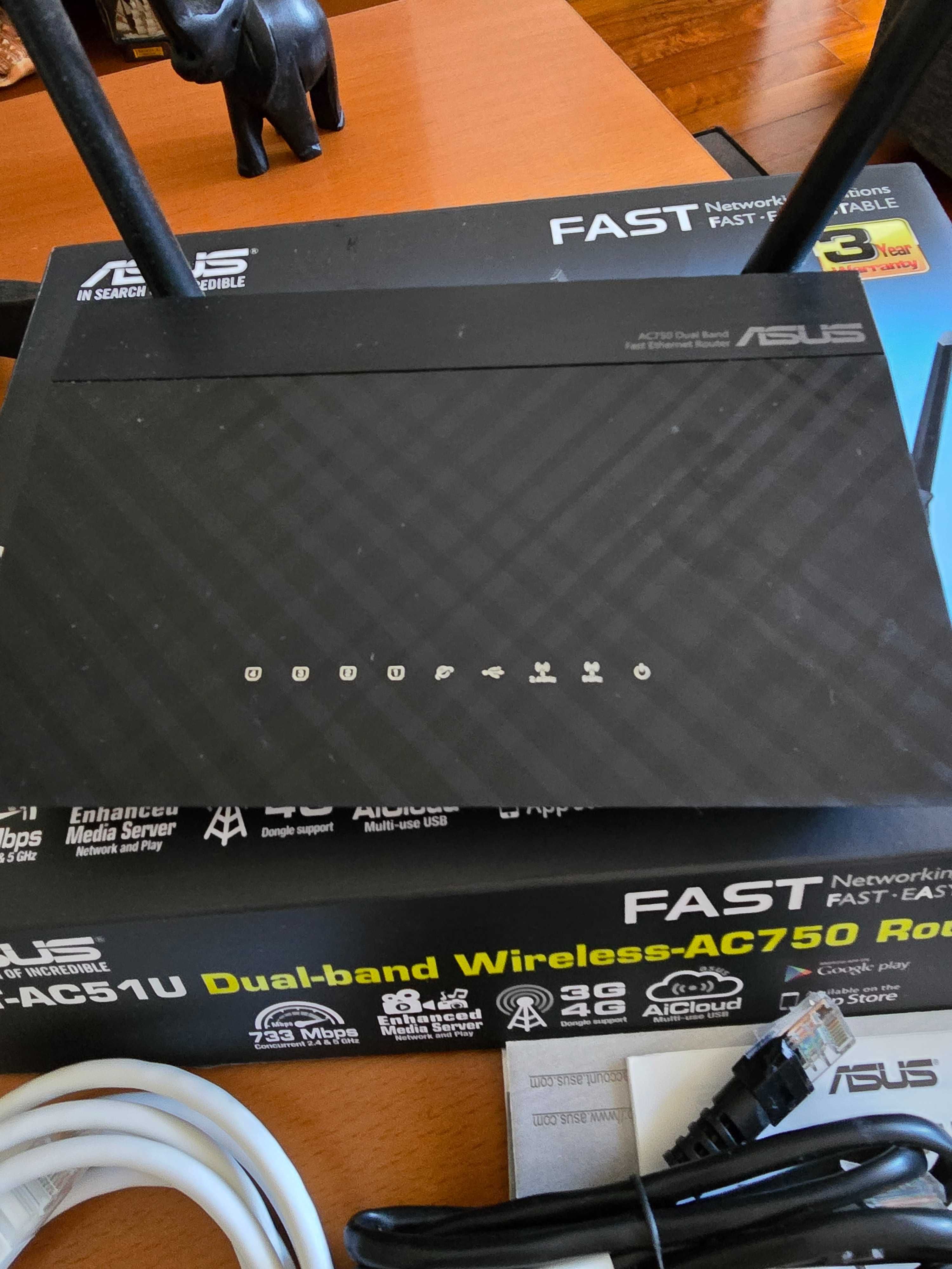 Router Asus RT-AC51U