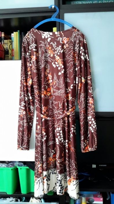 Nowa sukienka bonprix brązowa z połyskiem r. 48/50 midi bardzo tanio