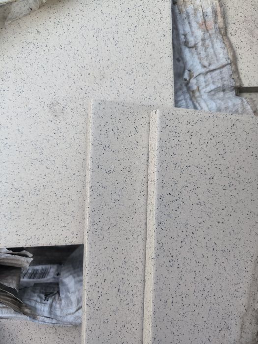 Gres techniczny gr 13mm 19,8x19,8 Gat. 1 mat 30m2