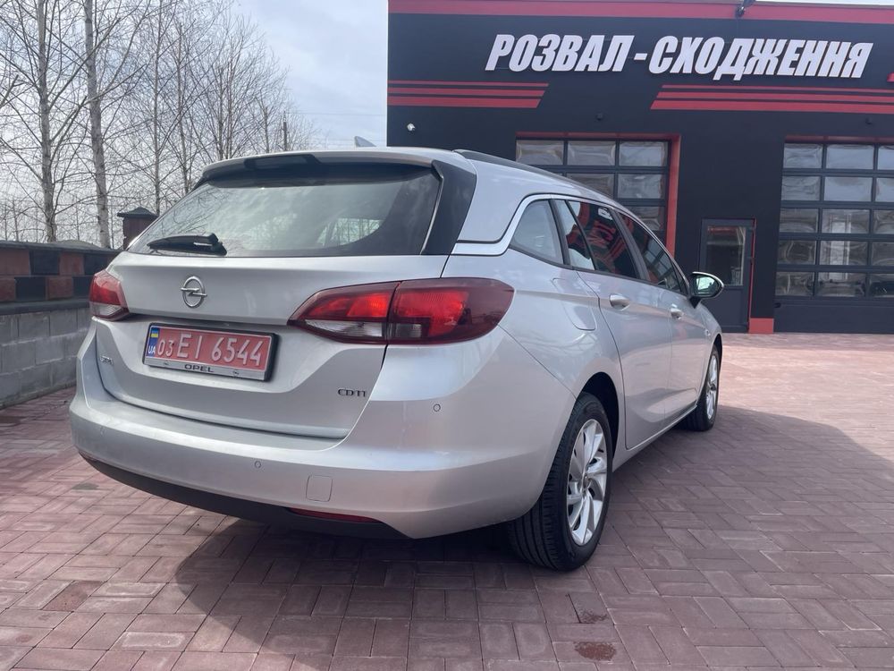 Opel Astra K опель астра свіжопригнаний