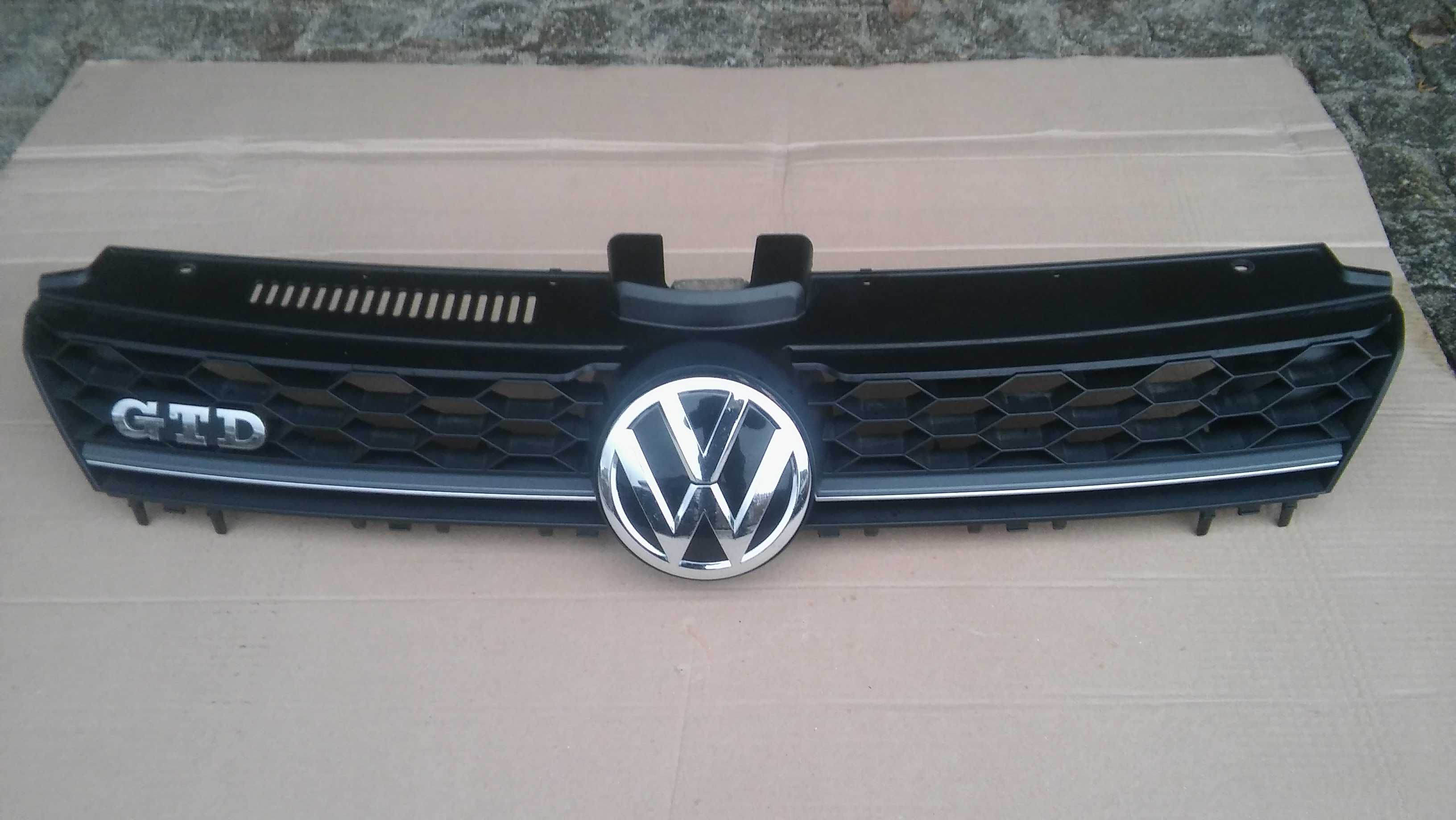 VW Golf 7,VII,5G0,GTD,od 13r,atrapa przód,gril,oryginał,LUX