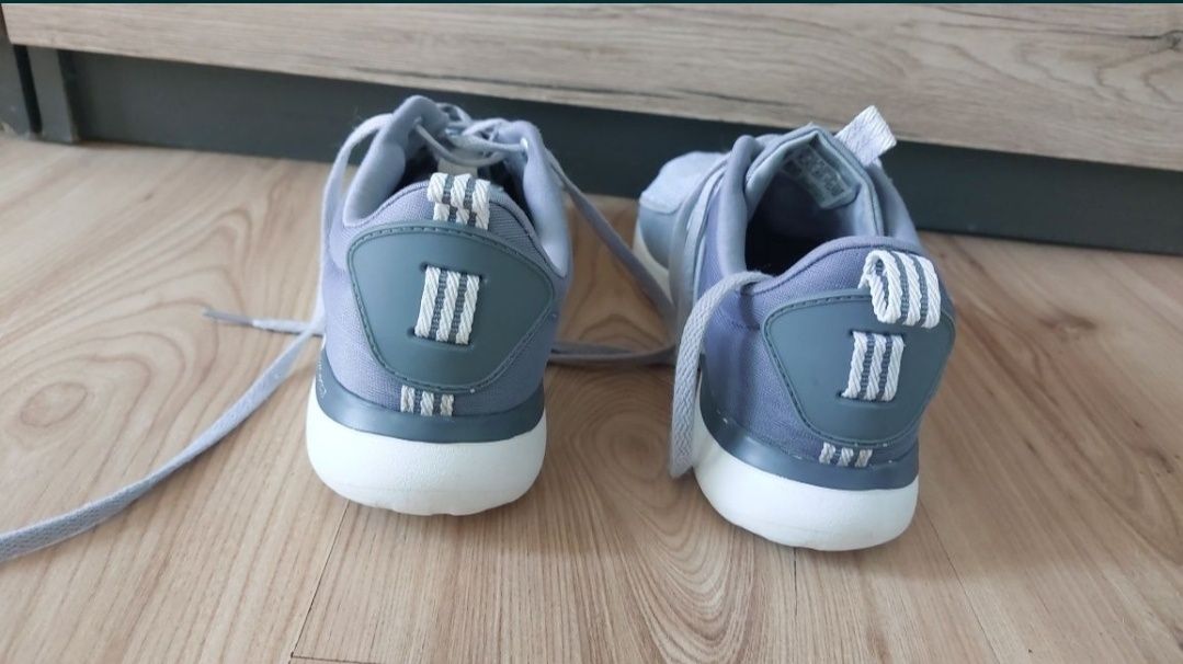 Buty adidas Cloudfoam Lite Racer 40