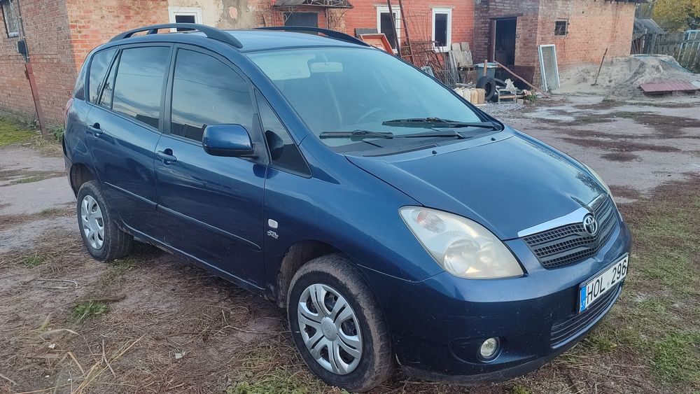 Toyota corolla verso 2.0 TD