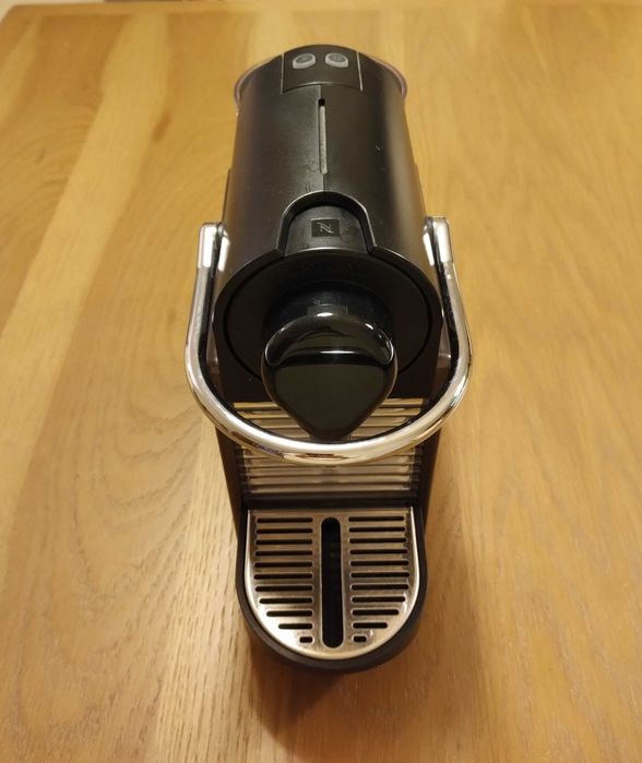 Nespresso Pixie (usada)  20 €