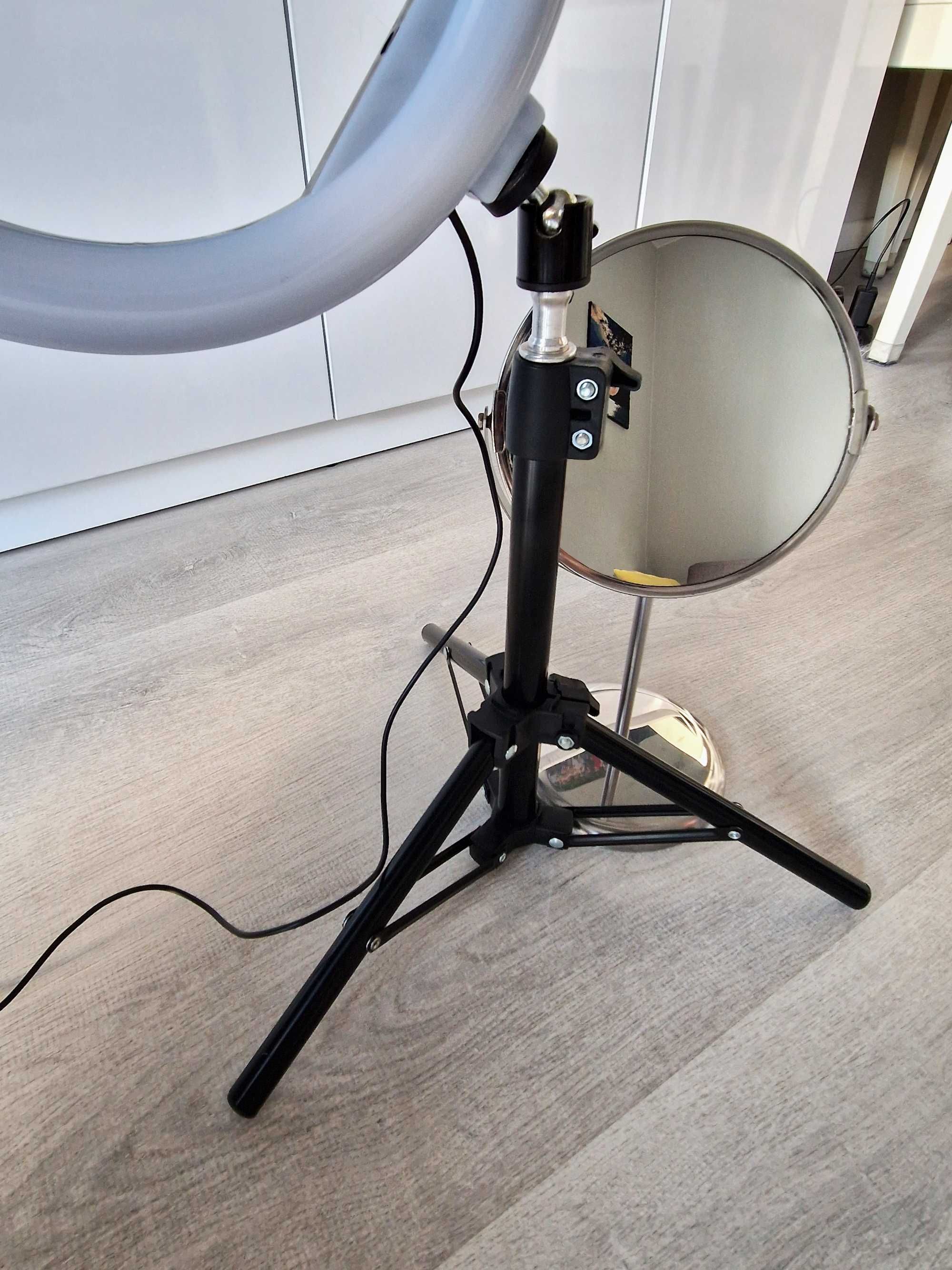Lampa do makijażu i lusterko Ikea Trensum