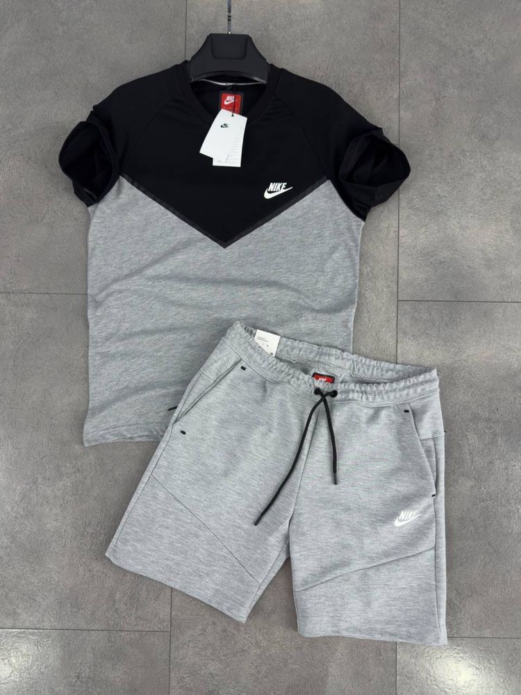 АКЦІЯ! ! ! Костюм Nike Tech Fleece (футболка + шорти)найк теч флис