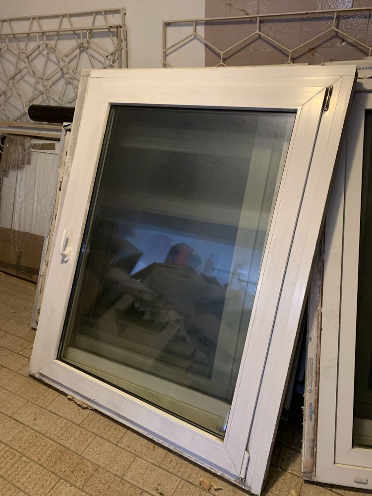 Okna PCV Białe wymiar 113x148 rozwierano uchylne. 12 SZT..