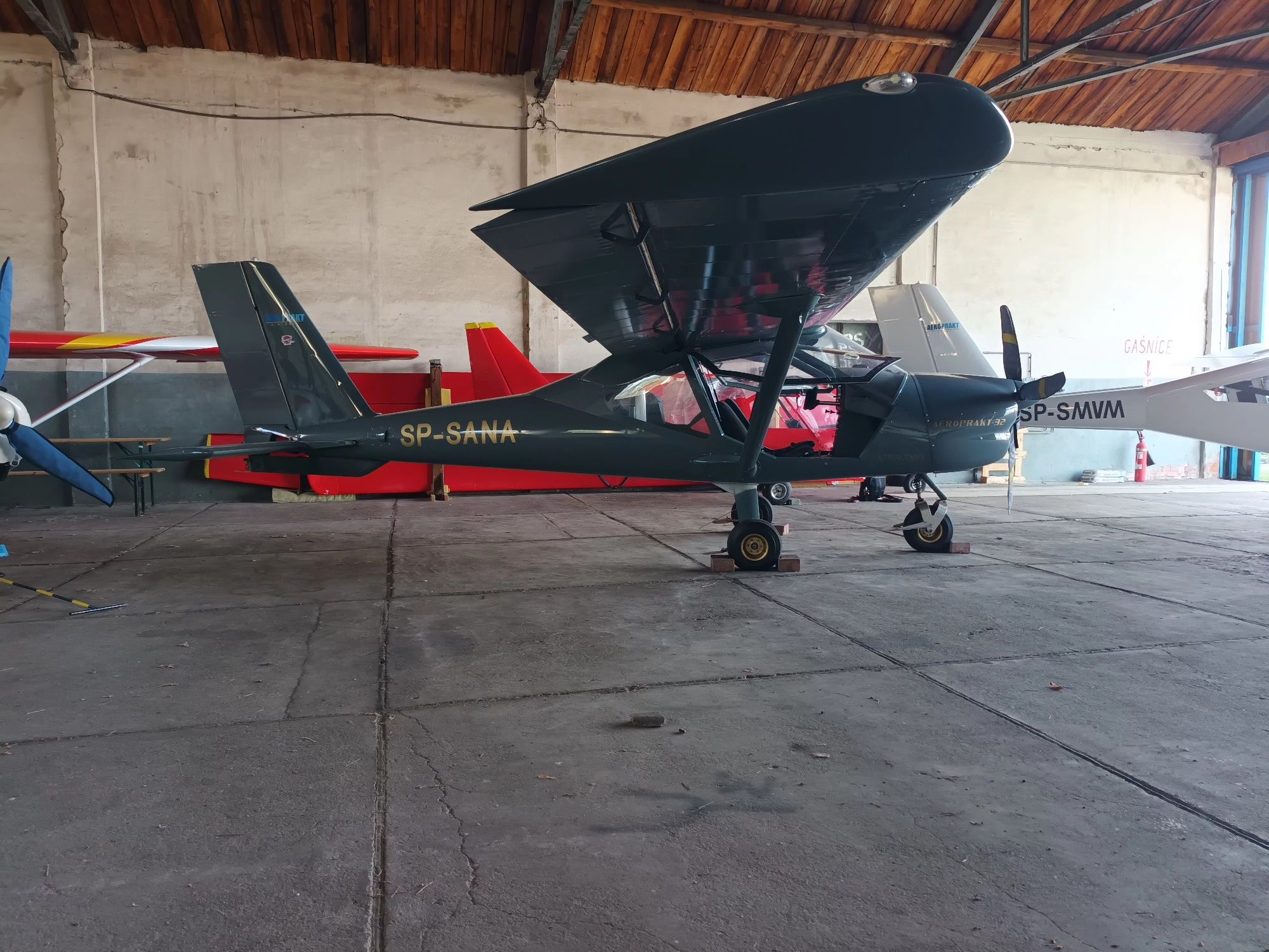 Samolot ultralekki aeroprakt A32 / HOLOWNIK SZYBOWCÓW