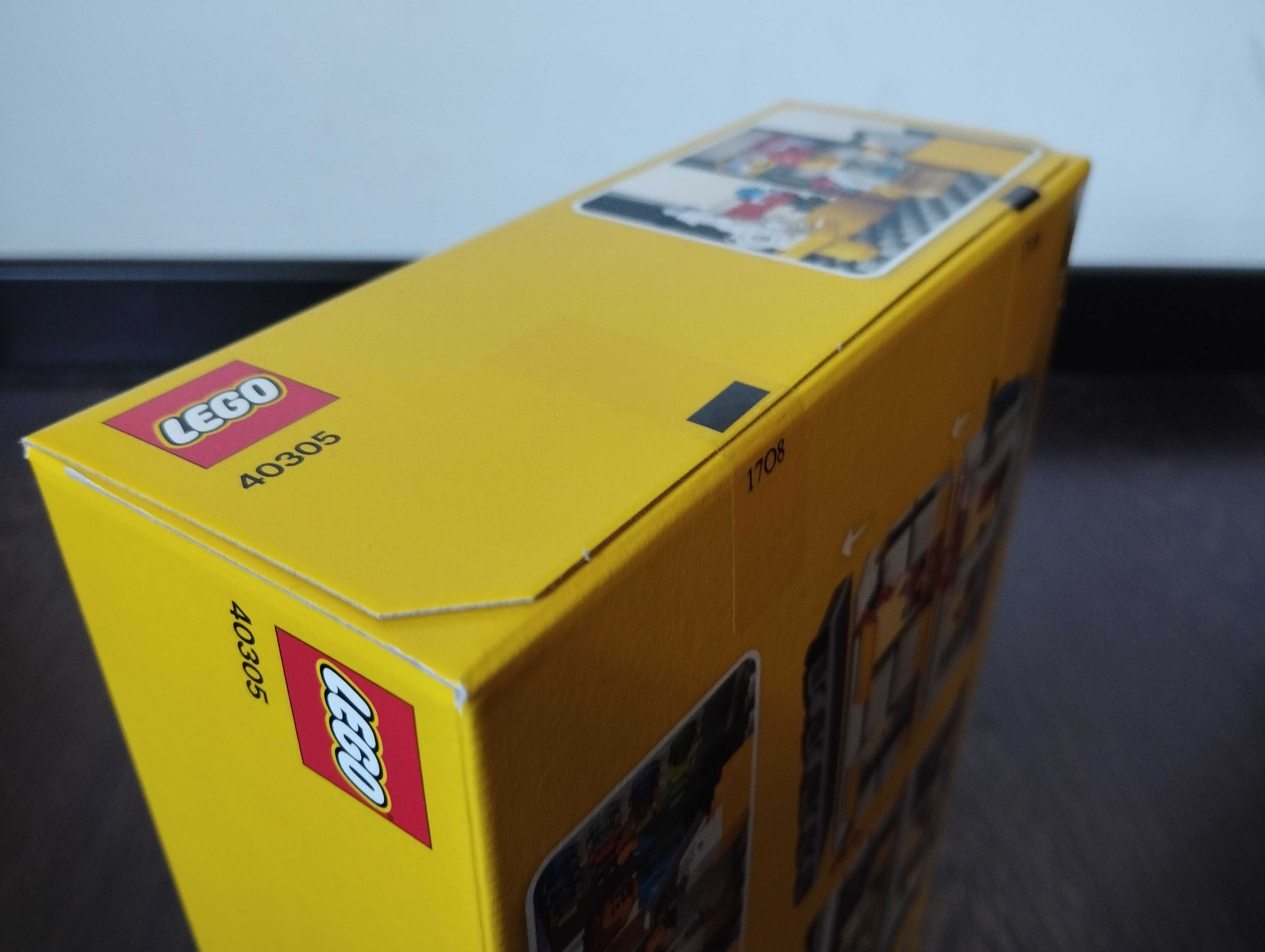 Lego 40305 - LEGO Brand Store