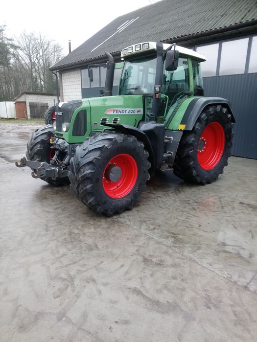 Sprzedam Fendt 820-vario-com-3 oryginał z Niemiec