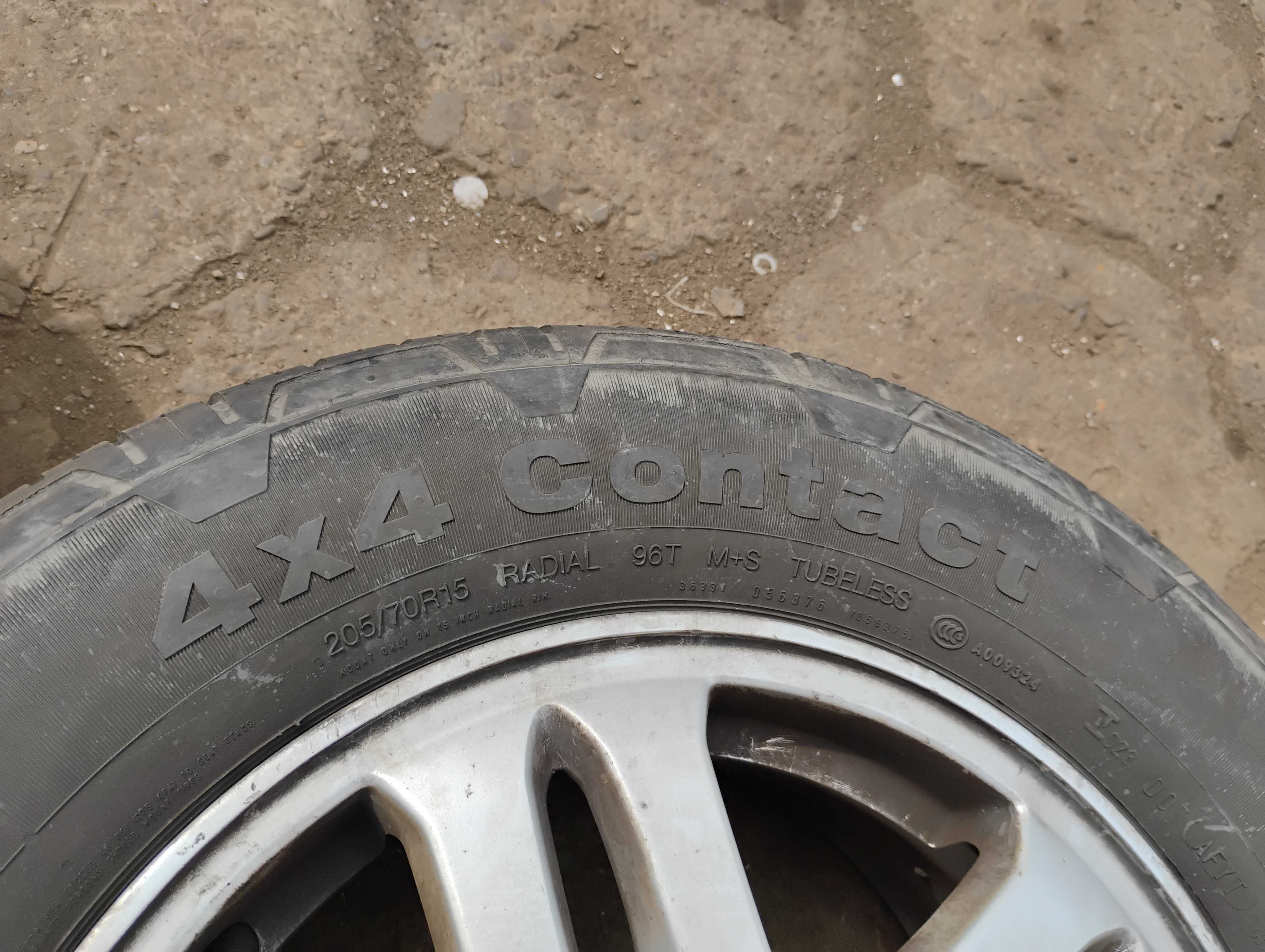 Komplet kół alufelgi Honda CR-V 205/70 R15
