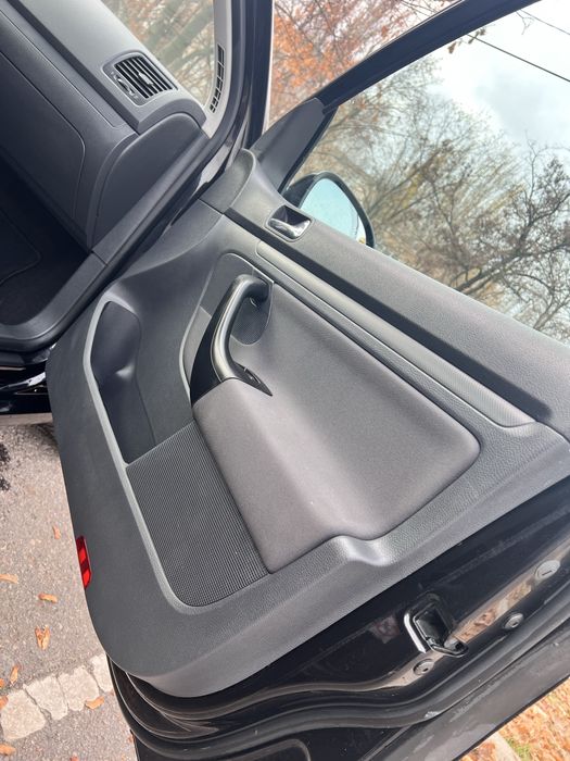 Продам Volkswagen Golf пятого покоління