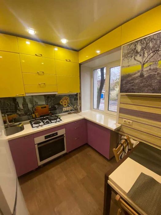 Продам 1к квартиру район Автовокзала Романа Шухевича Сергея Нигояна