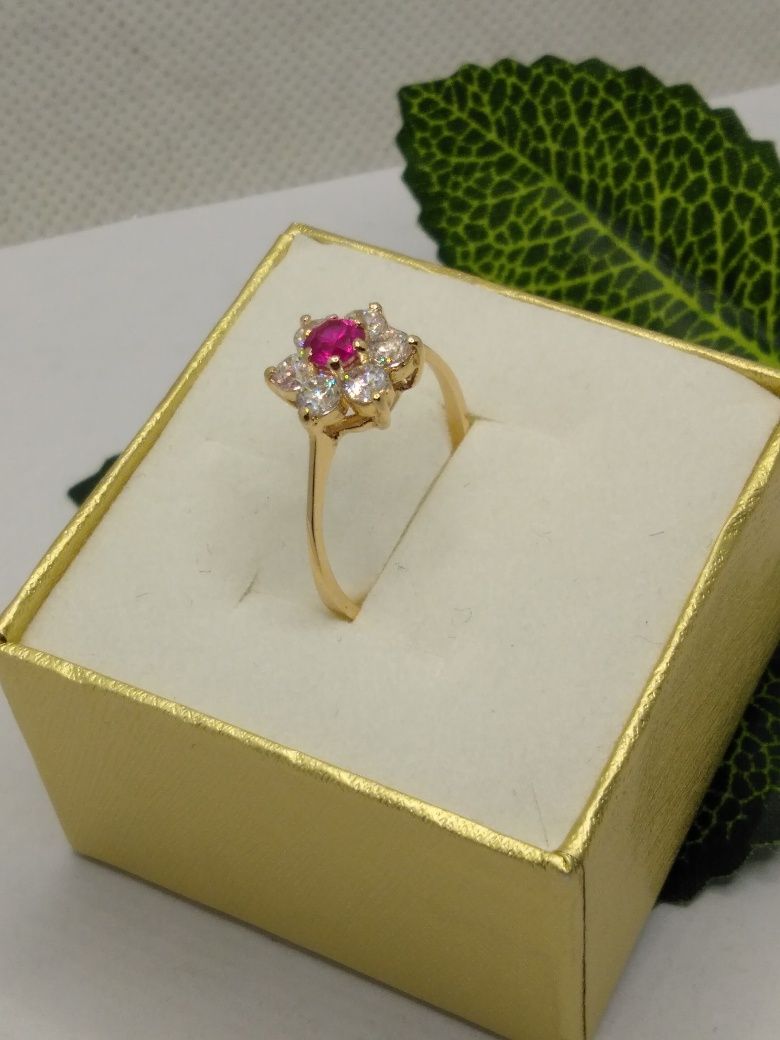 Złoty pierścionek kwiatek cyrkonie, złoto 585 r.15