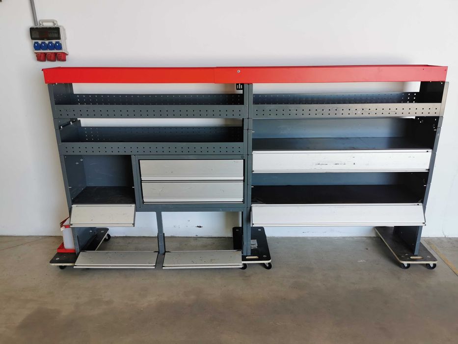 Zabudowa serwisowa warsztatowa regał samochodowy serwisowy WURTH