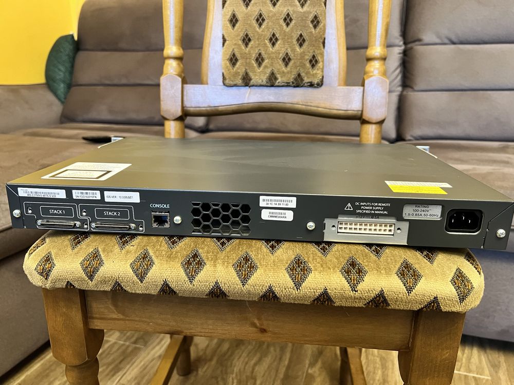 Switch Cisco Catalyst 3750 v2