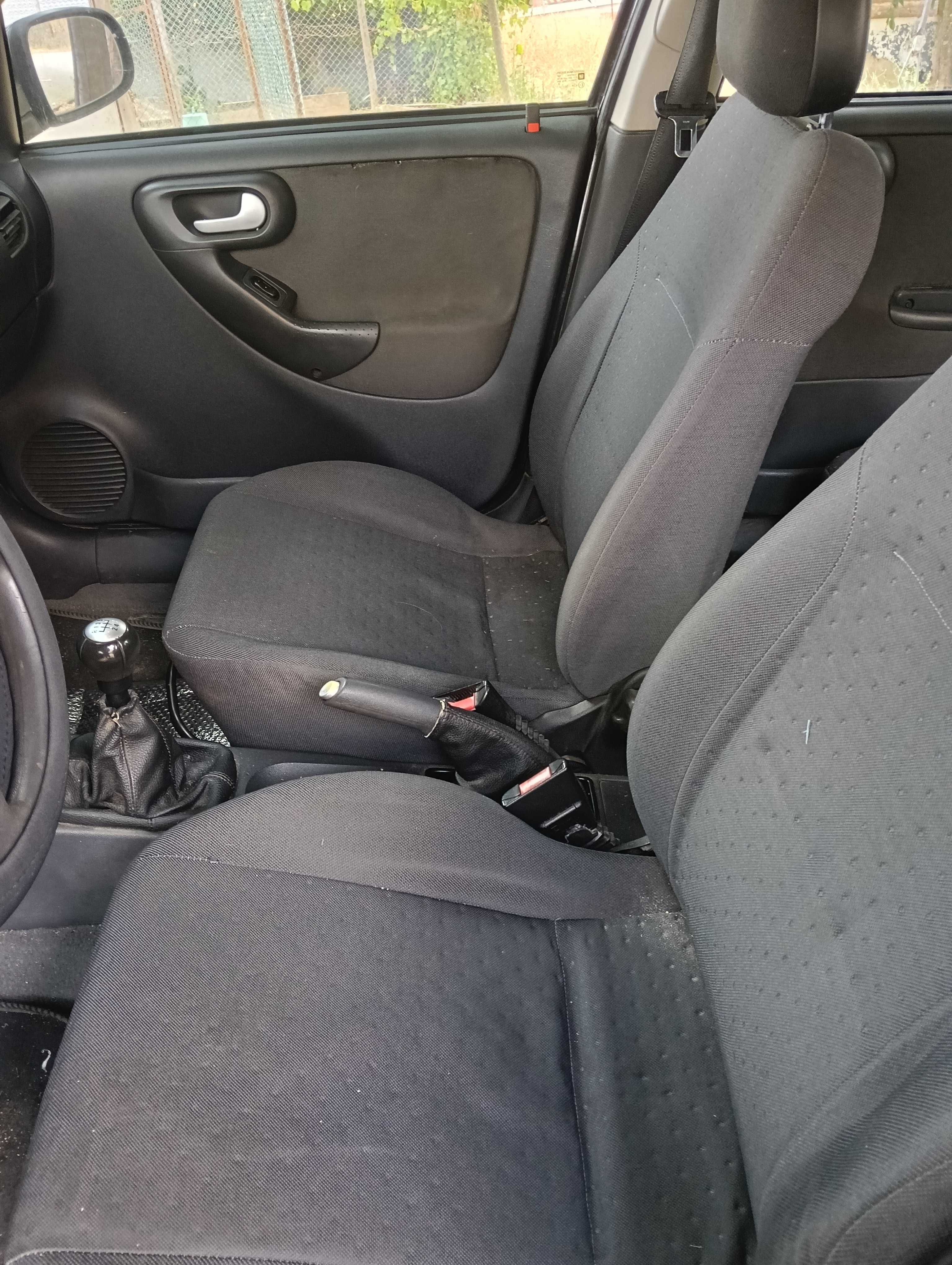 Opel Corsa 5 lugares gasóleo
