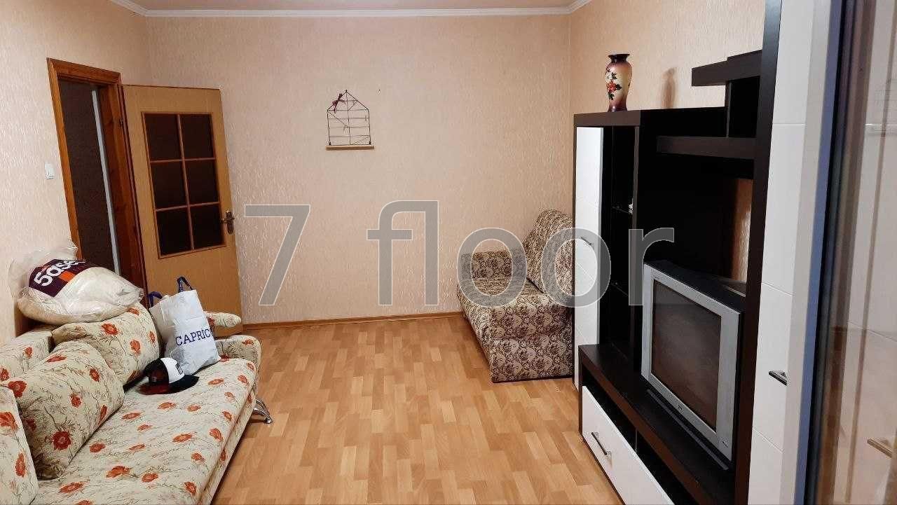 2 к Рейгана Драйзера Бальзака Лаврухшна Радунська Троєщина