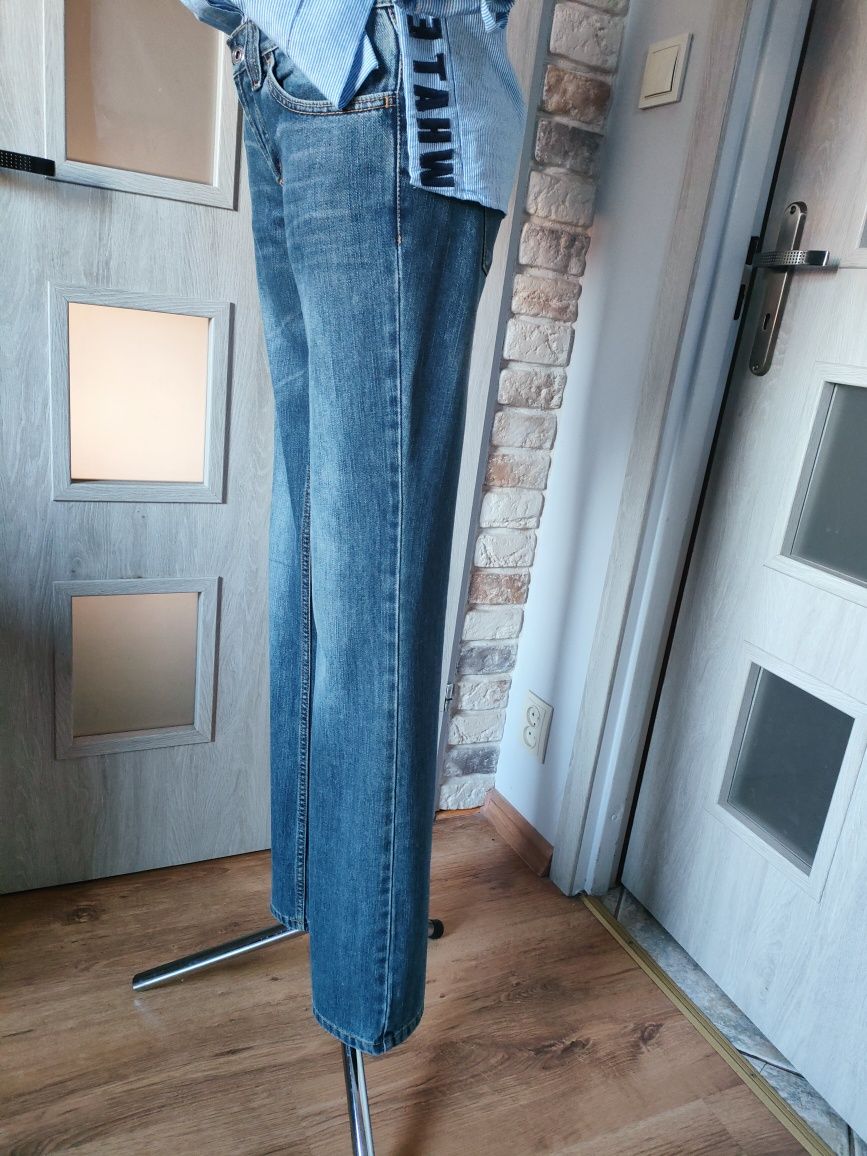 Niebieskie jeansy straight slim leg Americanos Vintage M