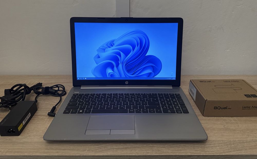 Laptop HP! Licencja Windows 11! DDR4! 1080p! Miejsce na 2 dyski! Dowóz