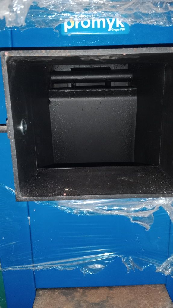 Kocioł, piec grzewczy na węgiel, drewno 10kW - nie używany