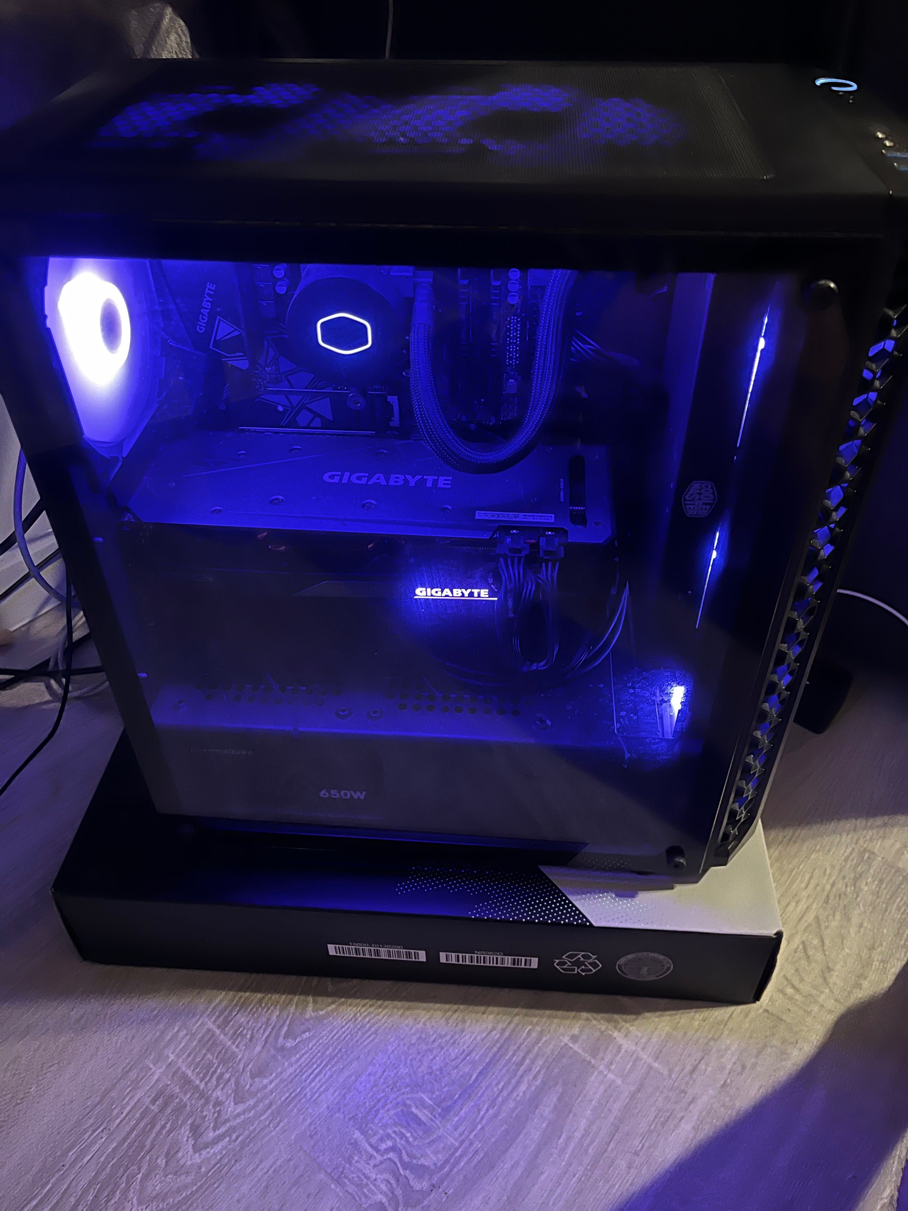 Komputer GAMINGOWY / Ryzen5600X / RX6700XT / 32GB RAM / 1,5T SSD