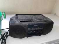 Rádio antigo sony com leitor de casetes V10