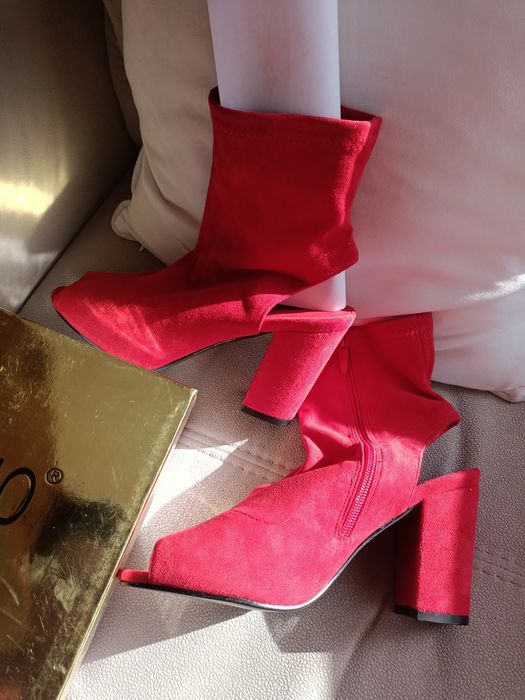 Sandały z cholewką