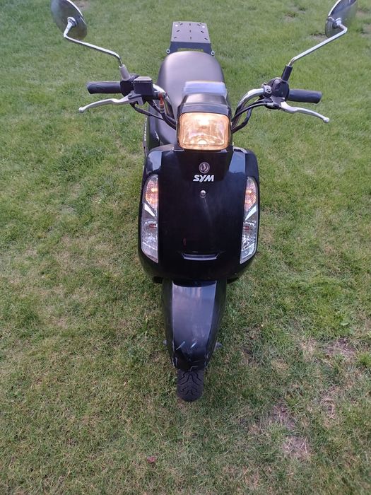 Skuter SYM Tonik 125 4T w stylu Piaggio Vespa retro styl