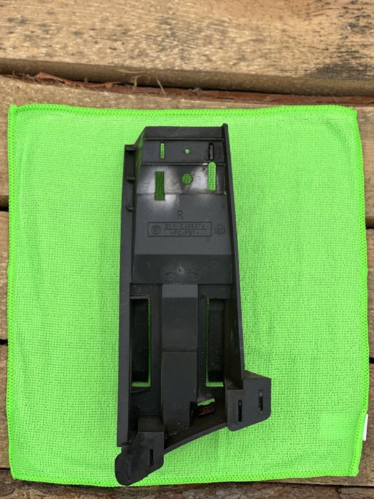 BMW E39 кронштейн М бампера R правий М пакет е39 Кріплення Передній М