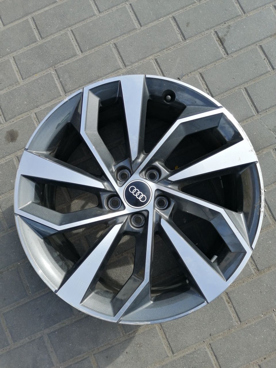 Felga 19 Audi Q5 80A sq5 80A601025BK