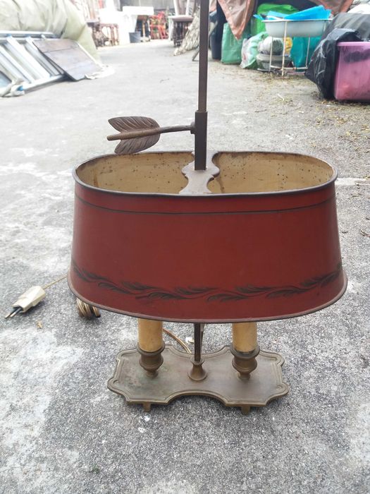 Candeeiro de mesa francês antigo