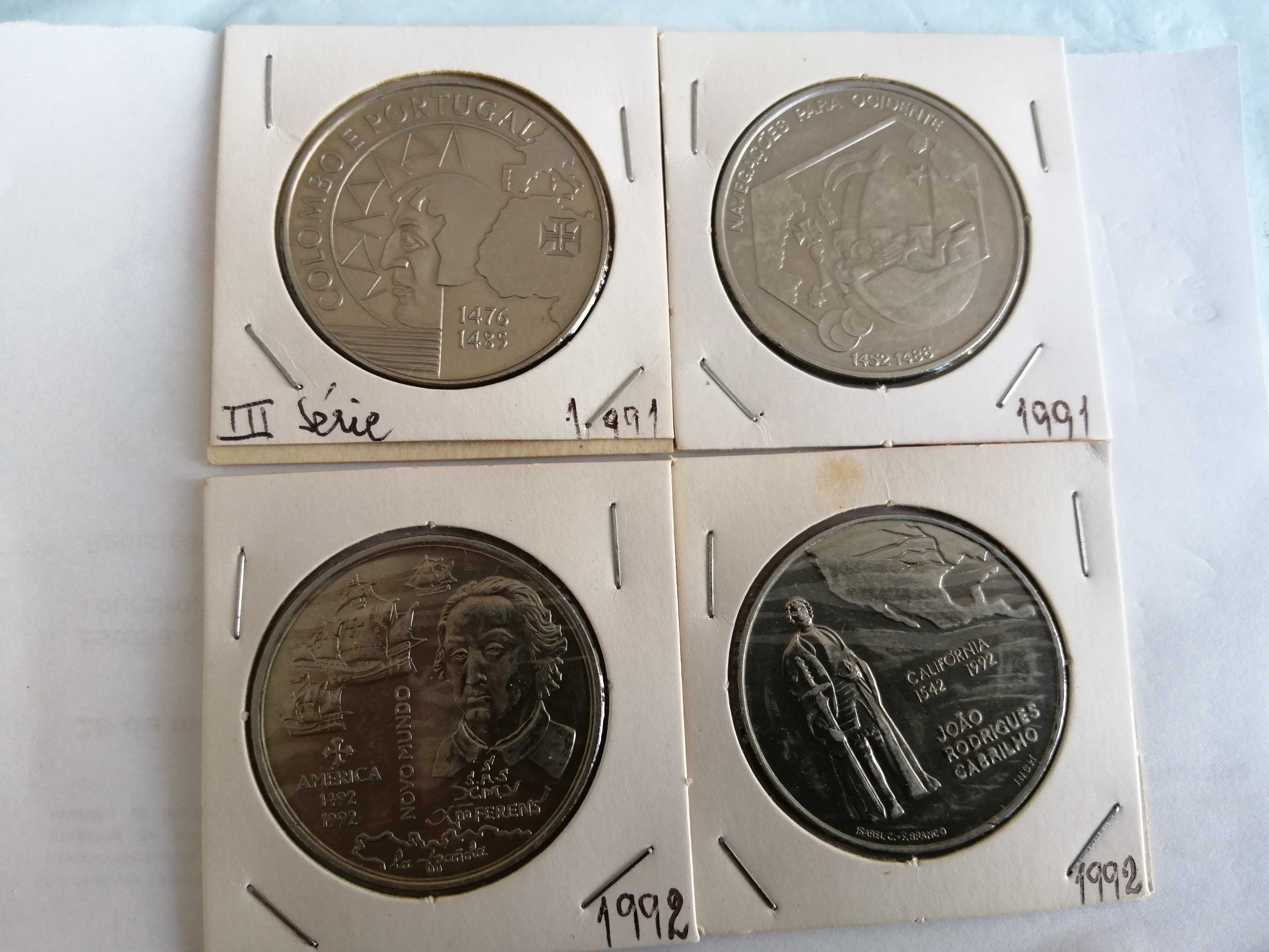 Colecção de 44 moedas, descobrimentos Portugueses da 1a à Xl série.