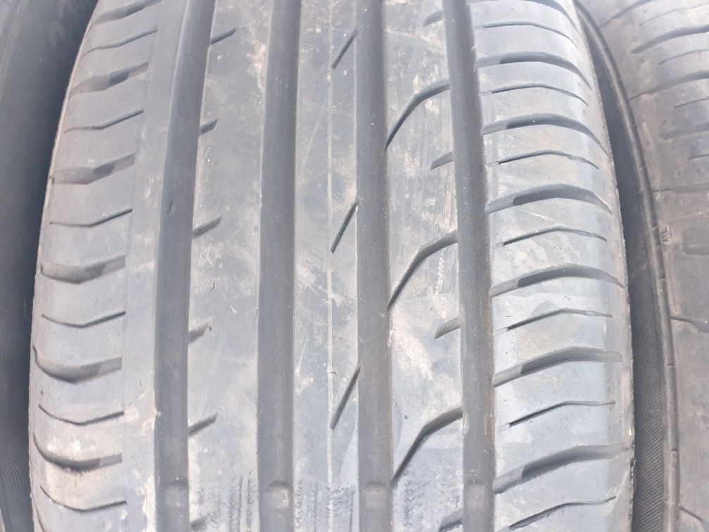 2324 D4   Opony Continental 235/55 R18