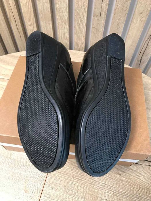 Туфли женские чёрные лаковые кожаные танкетка MIDA размер 41 бу