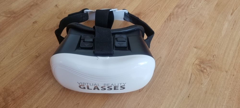 Virtual Glasses reality