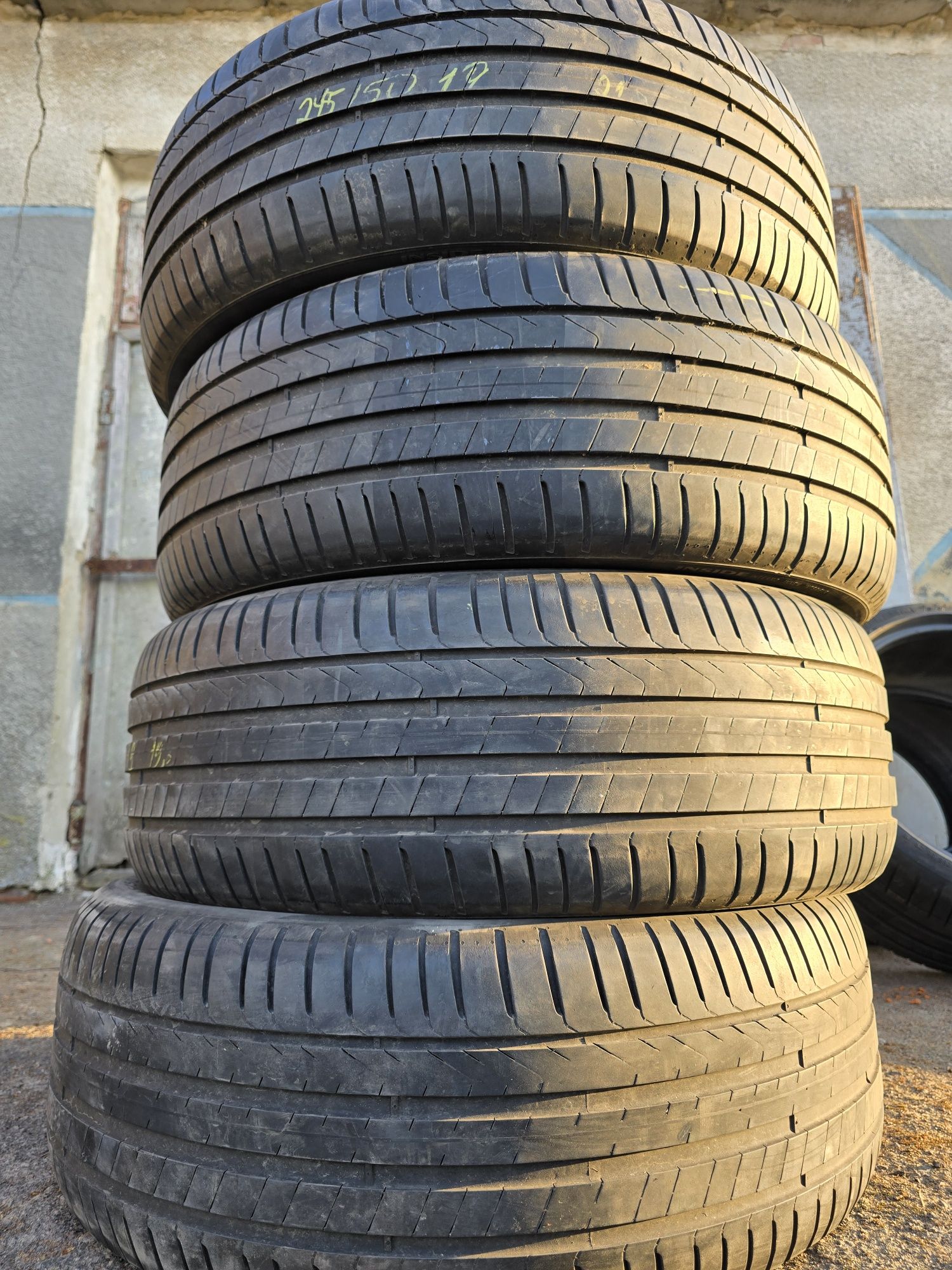 245/50R19 Pirelli Cinturato P7