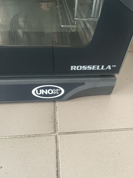 Піч Конвекційна з Інжекторним Парозволоженням Unox XTF-195 Італія