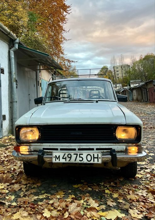 Москвич 2140 на повному ходу, акумулятор, страхівка, планий бак