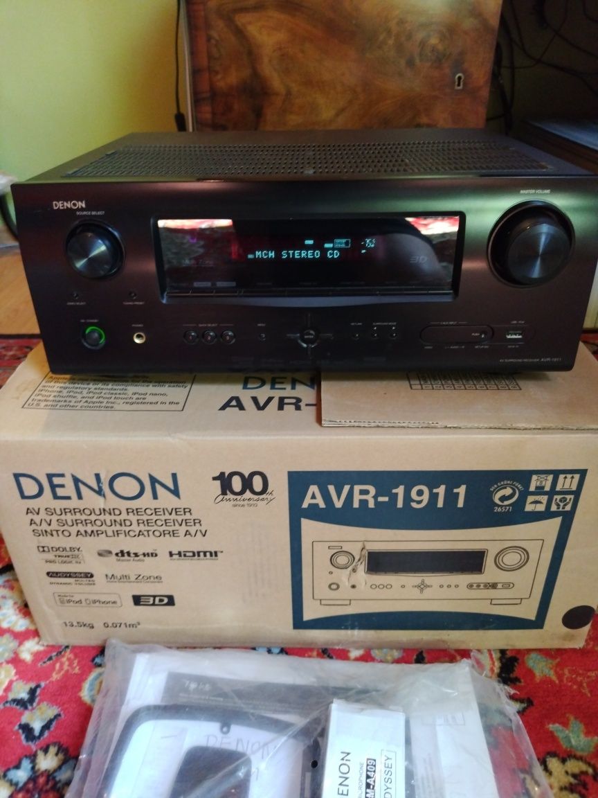 Amplituner Denon AVR-1911