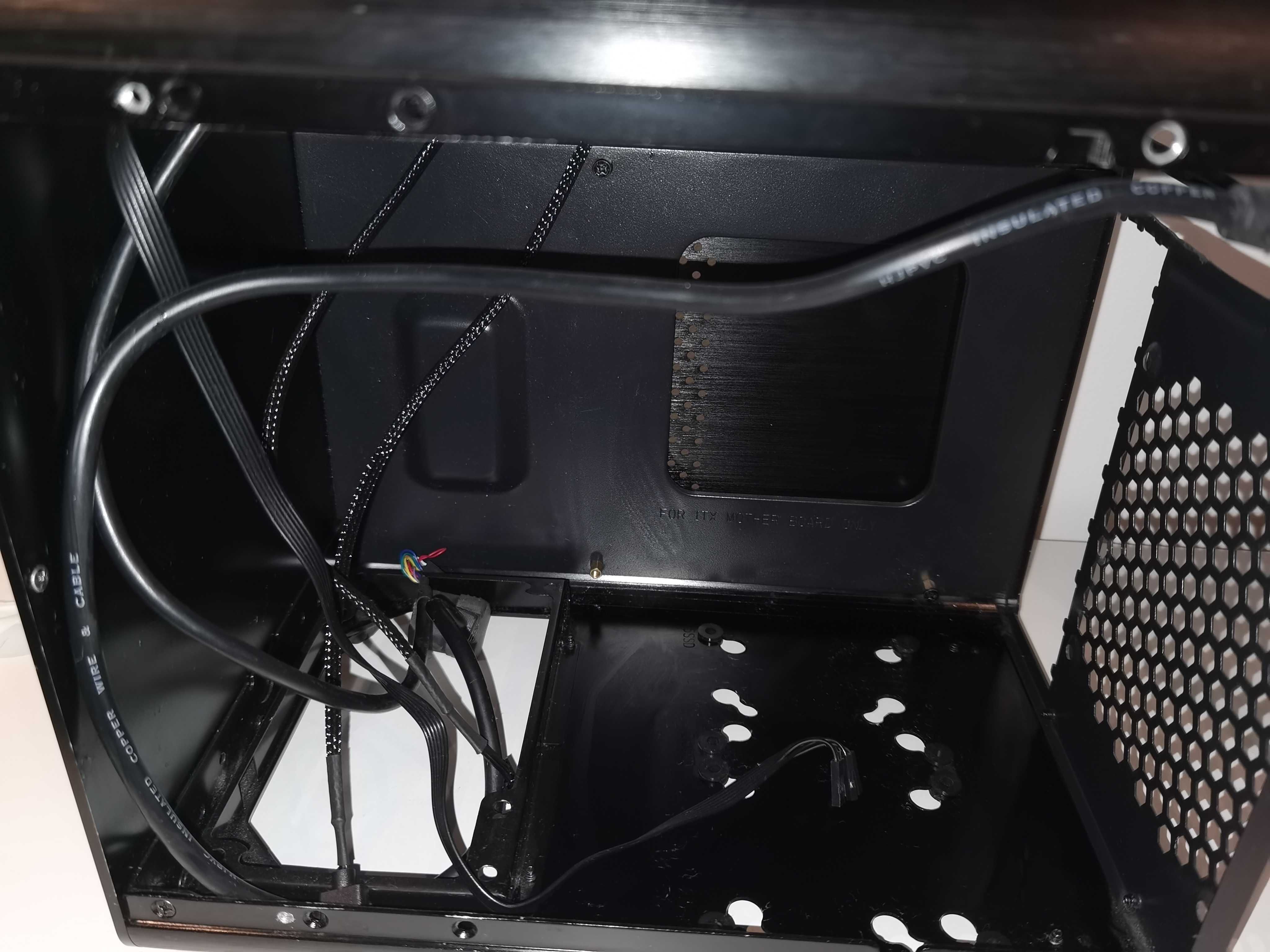 Raijintek METIS obudowa Mini-ITX