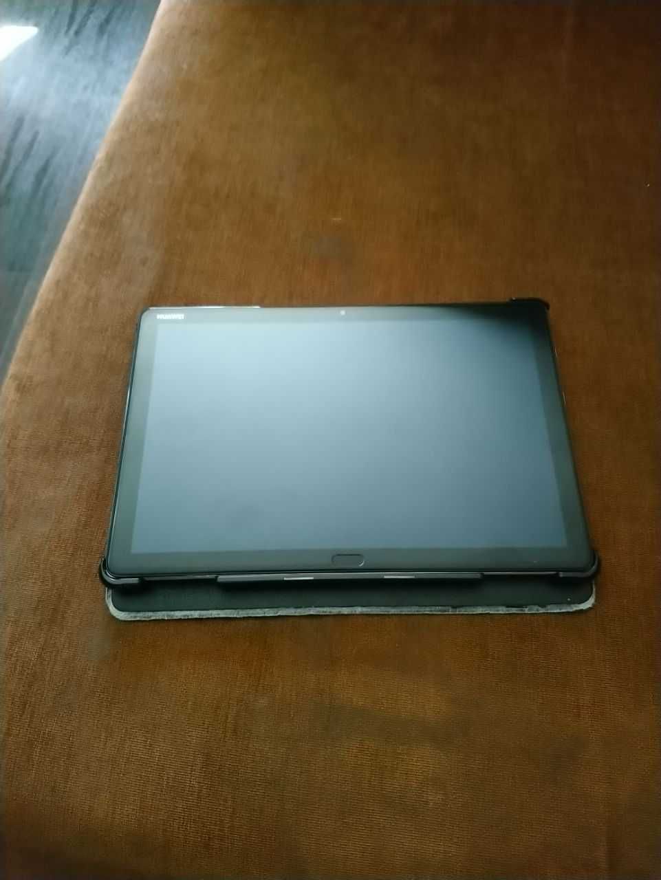 Планшет HUAWEI MediaPad M5 Lite 10 (на запчасти)