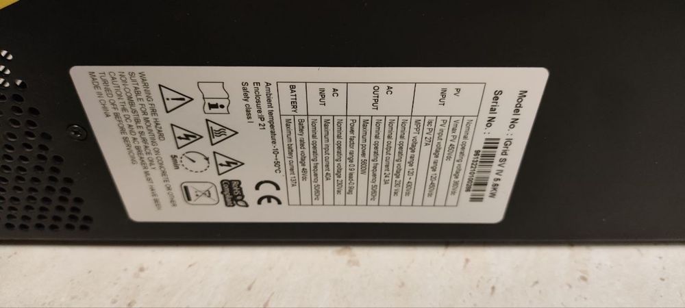 Продам гібридний інвертор сонячний Easun 5.6kW 48V