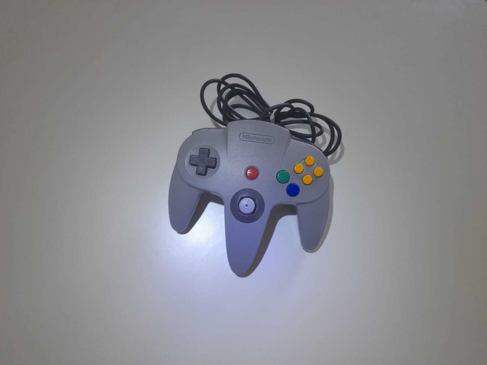 Nintendo 64 com 2 comandos, 2 jogos e Adaptador HDMI – Pronta a jogar