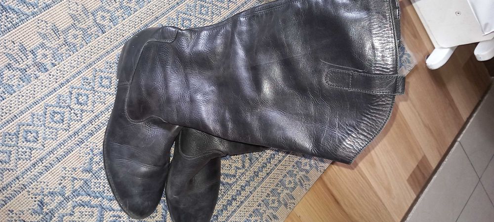 Kozaki ze skóry. Czarne . R 43.