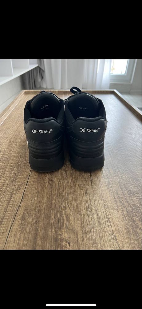 off white for wallking